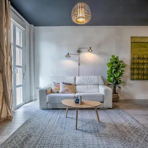 Apartment Cerca De La Mezquita De & Free Private Parking, Córdoba
